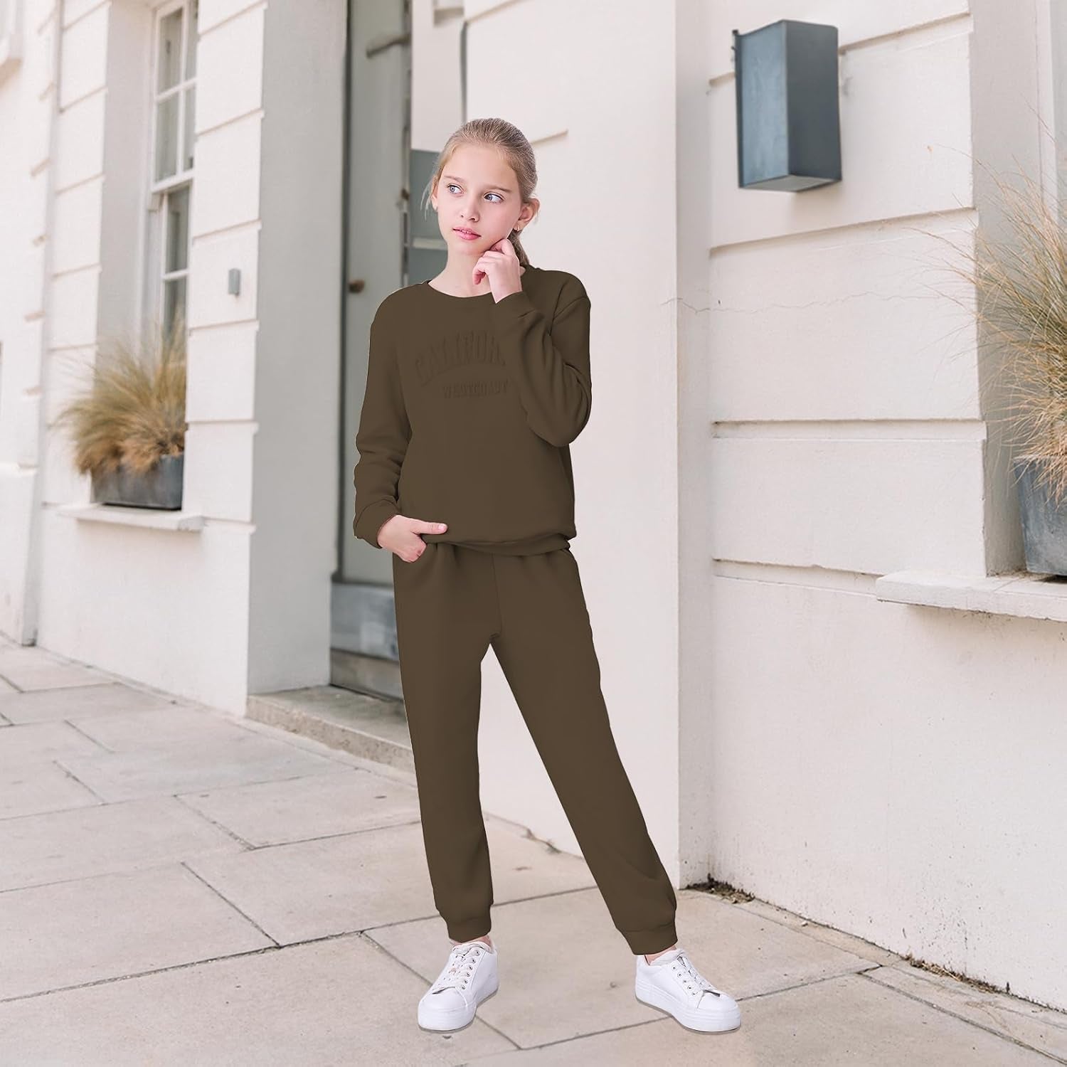 2 Piece Girls Outfits Letter Print Girls Clothes Sweatshirt Girls' Clothing Sets Sweatsuits + Sweatpants with Pockets